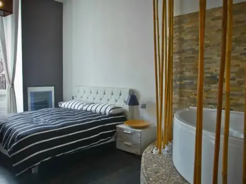 Flat 285 La Suite - Photo 2