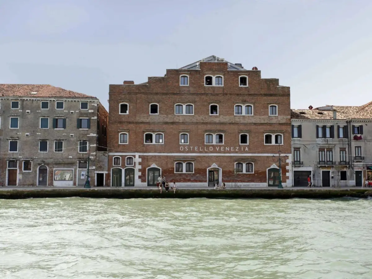Generator Venice