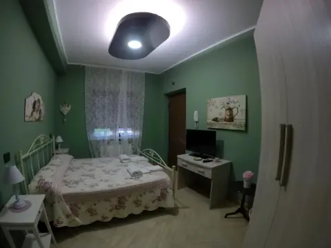 Glamour Bed And Breakfast - Photo 1