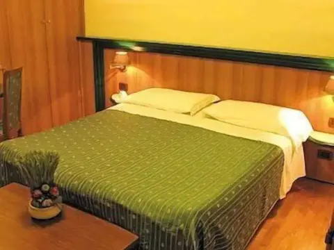 Harris Hotel Chieti - Photo 2