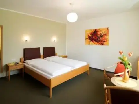 Hotel Römerrast - Photo 2