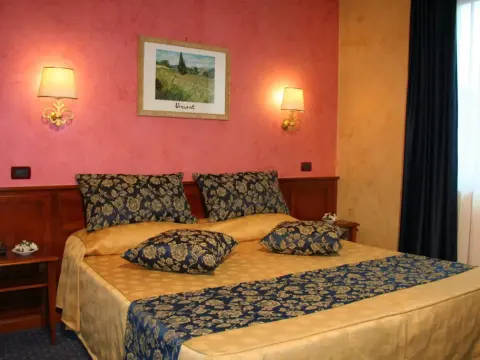 Hotel Abacus - Photo 3