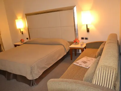 Hotel Airone - Photo 2