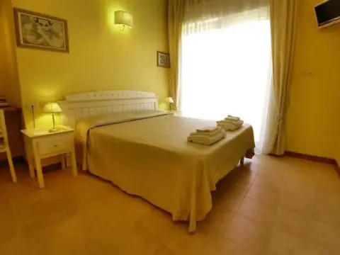 Hotel Alessandra - Photo 4
