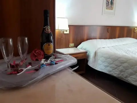 Hotel Antica Quercia - Photo 2