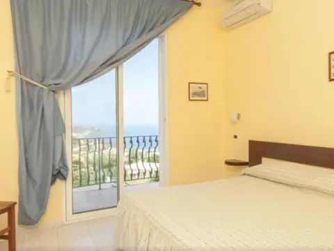 Hotel Ape Regina - Photo 4