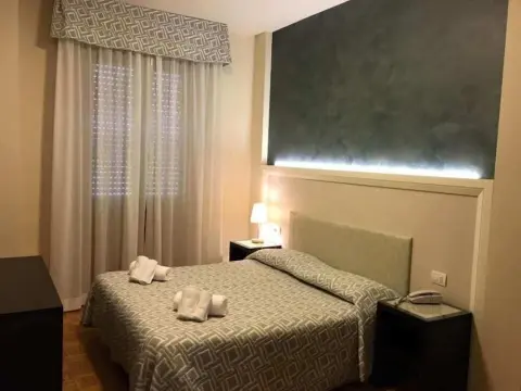 Hotel Astoria Fidenza - Photo 3