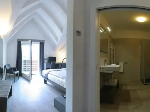 Hotel Bavaria - Photo 1