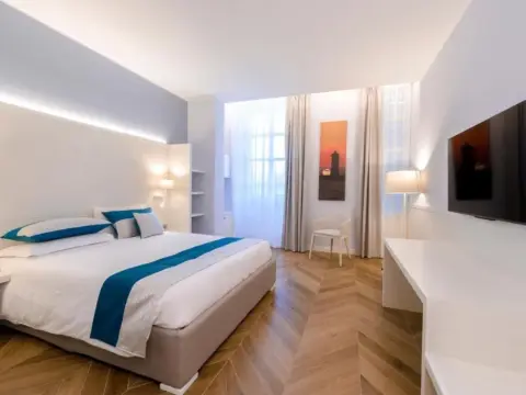 Hotel Baylle - фото 4