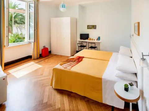 Hotel Beau Sejour - Photo 2