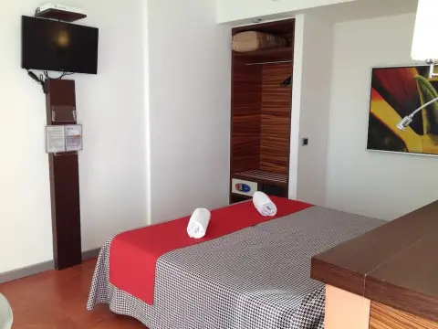 Hotel Bed & Business - Photo 4