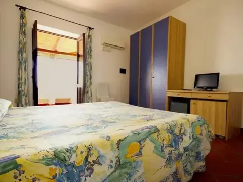 Hotel Bellavista - Photo 2