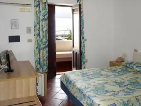 Hotel Bellavista - Photo 3