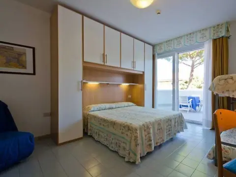 Hotel Bellevue - Photo 4