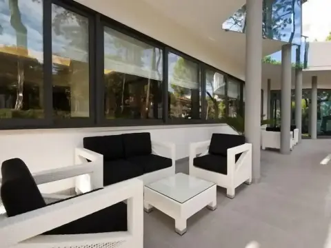 Hotel Bellevue - Photo 2