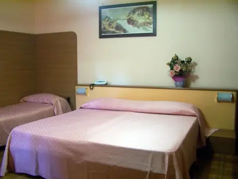 Hotel Belvedere - Photo 3