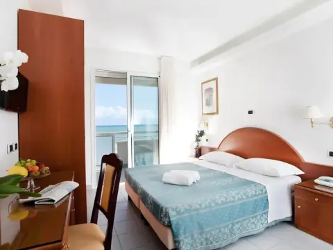 Hotel Belvedere - Photo 2