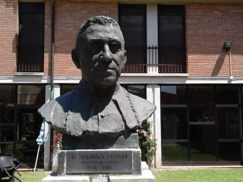 Hotel Beniamino Ubaldi - Photo 1