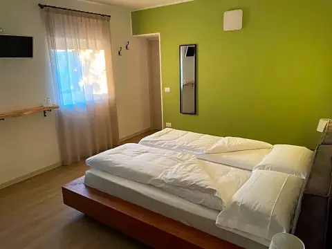 Hotel Berna - Photo 4