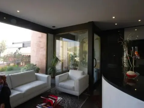 Bristol Hotel - Photo 2