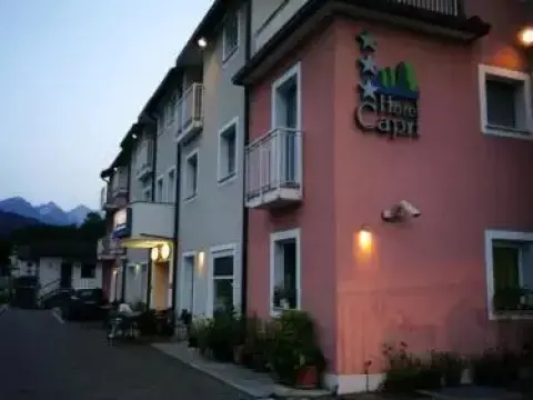 Hotel Capri - Photo 1