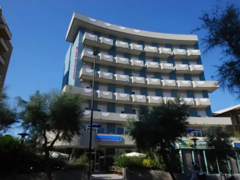 Hotel Caravelle Pesaro - Photo 1