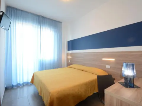 Hotel Caravelle Pesaro - Photo 4