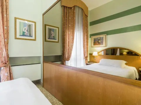 Hotel Carrobbio - Photo 3