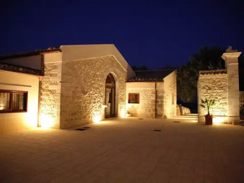 Hotel Casato Licitra - Photo 1