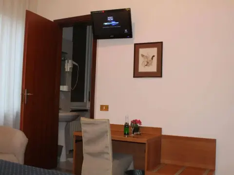 Hotel Catalani & Madrid - Photo 3
