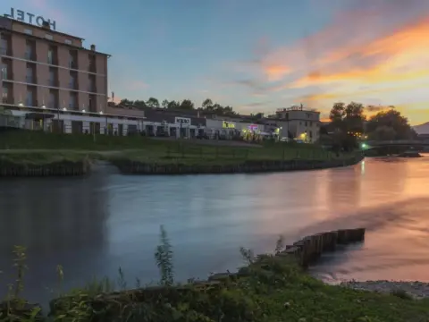 Hotel Cavour - Photo 1