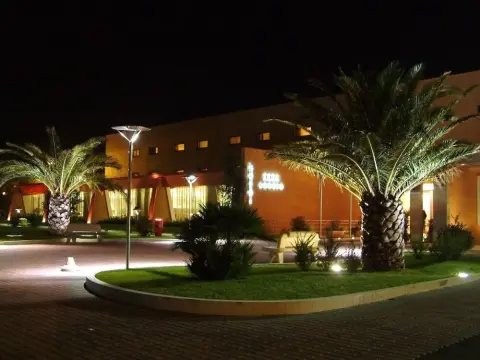 Hotel Cecere - Photo 1