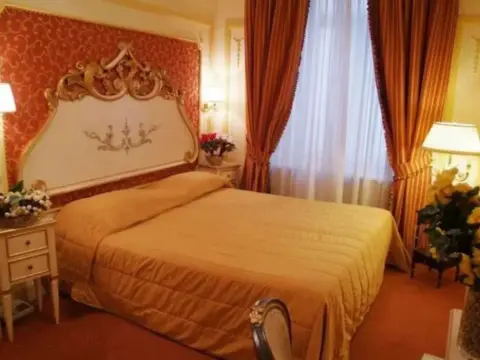 Hotel Champagne Garden - Photo 4
