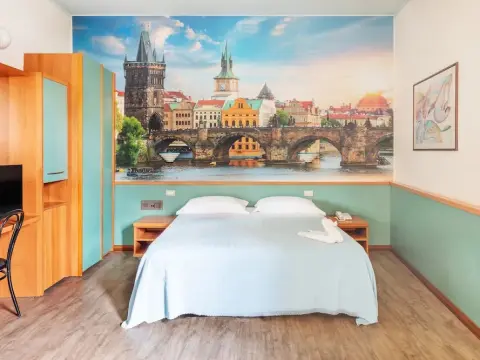 Hotel City - Photo 4