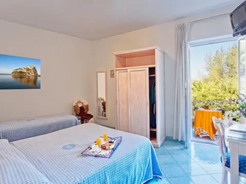 Hotel Cleopatra - Photo 4