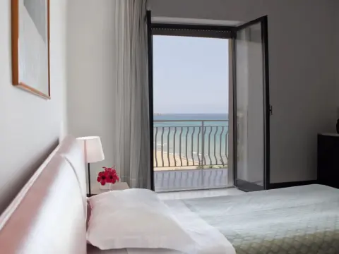 Hotel Club Helios - Photo 2