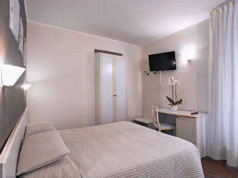 Hotel Cortese - Photo 4