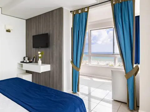 Hotel Cristallo Riccione - Photo 4