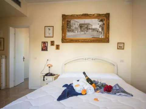 Hotel Cristina - Photo 4