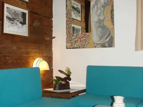 Hotel Cristina - Photo 3