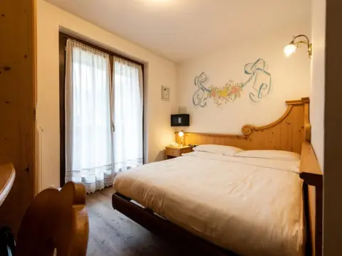 Hotel Cristina - Photo 3