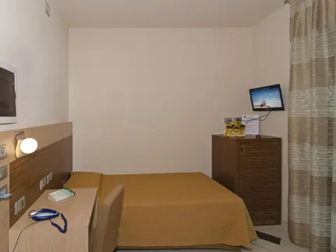 Hotel Eden - Photo 3