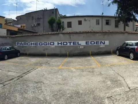 Hotel Eden - Photo 1