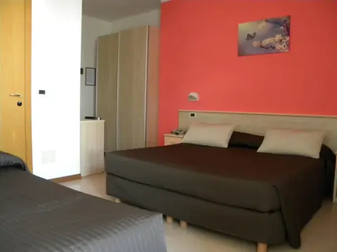 Hotel Eliani - Photo 3