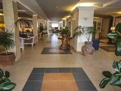 Hotel Enterprise - Photo 2
