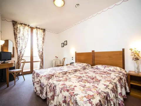 Hotel Farneta - Photo 3