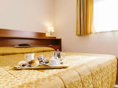 Hotel Federiciano - Photo 3