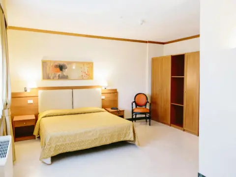 Hotel Federiciano - Photo 4