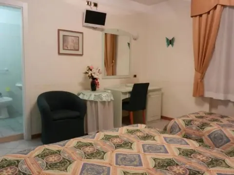 Hotel Ferranti - Photo 3