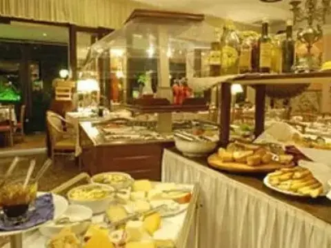 Hotel Florida - Photo 4